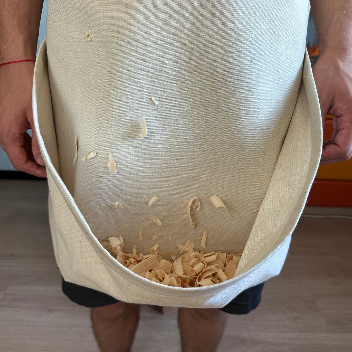 Apron for Wood Cutting , Apron for Carver , Woodworking , Gift for Carving , Handmade, Sewing , Embroidery , Jewelry Makers