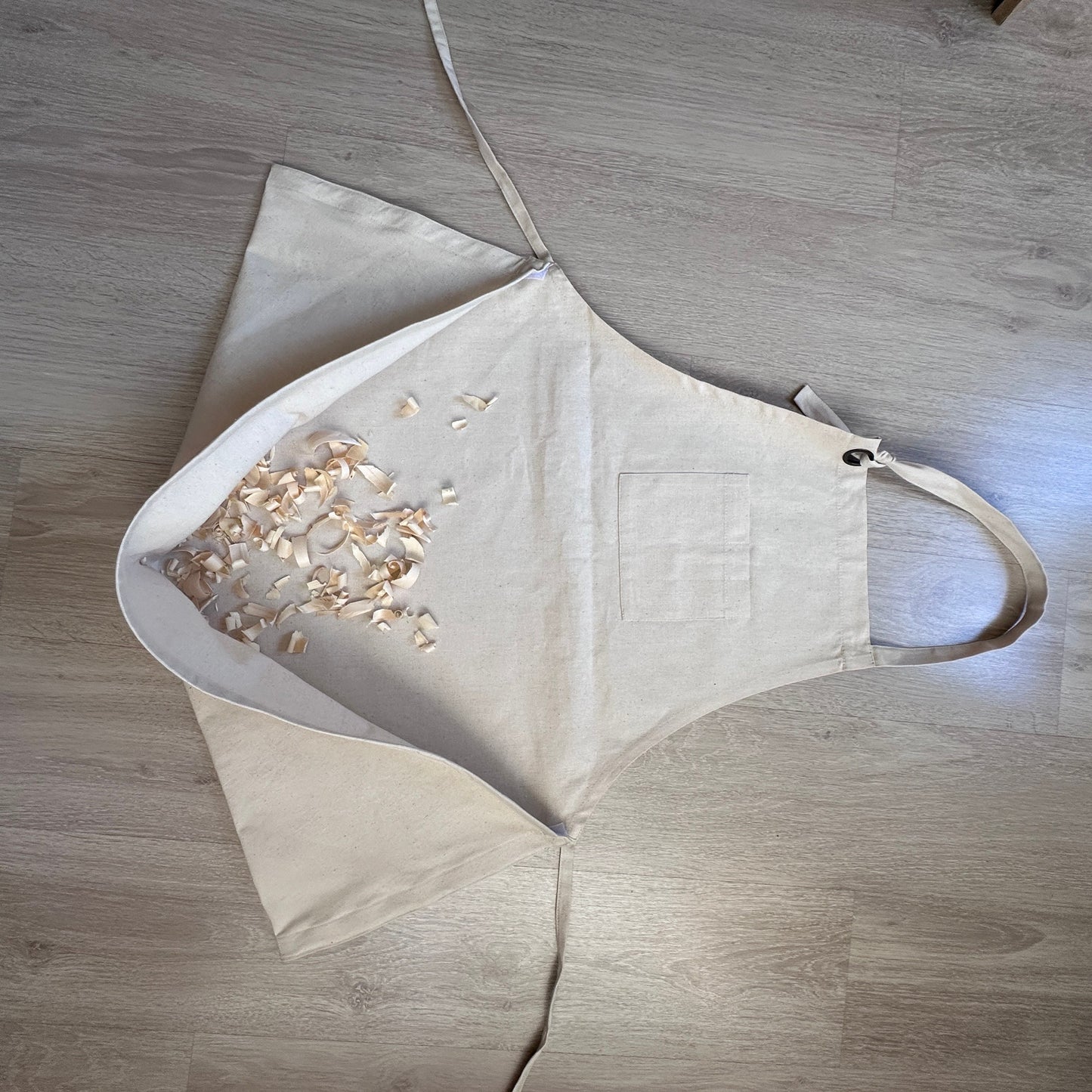 Apron for Wood Cutting , Apron for Carver , Woodworking , Gift for Carving , Handmade, Sewing , Embroidery , Jewelry Makers